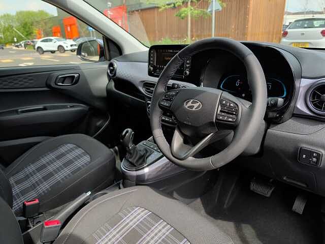 Hyundai I10 1.2 [79] Premium 5dr Auto [Nav] Blue