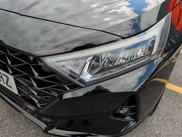 Hyundai I20 1.0T GDi 48V MHD Premium 5dr DCT Black