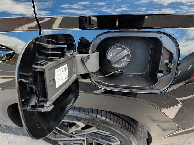 Hyundai TUCSON 1.6T Hybrid Ultimate 5dr Auto Black
