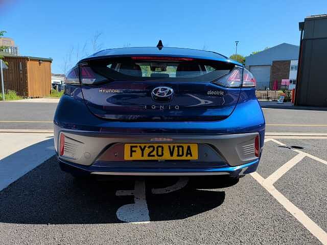 Hyundai IONIQ Electric SUV 	E (136ps) Premium 39kWh Blue
