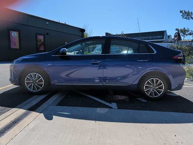Hyundai IONIQ Electric SUV 	E (136ps) Premium 39kWh Blue
