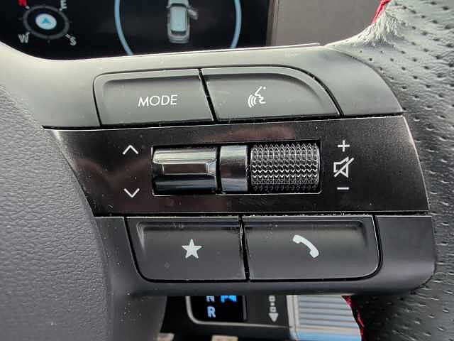 Hyundai TUCSON 1.6T Plug-in Hybrid N Line S 5dr 4WD Auto Silver