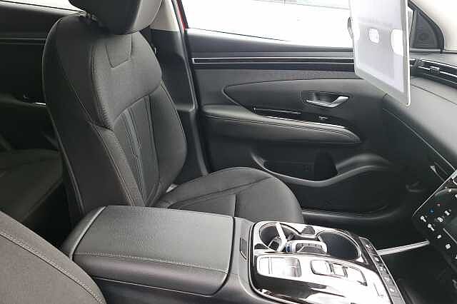 Hyundai TUCSON 1.6 TGDi Hybrid 230 Premium 5dr 2WD Auto Engine Red