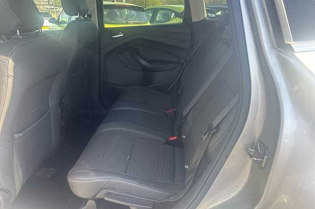Ford Kuga TITANIUM EDITION