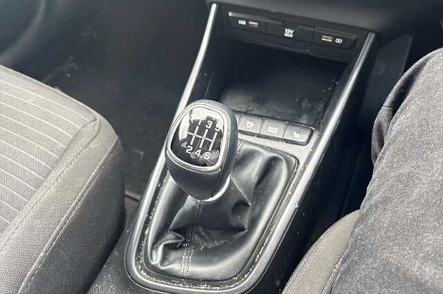 Hyundai I20 T-GDI PREMIUM MHEV Phantom Black