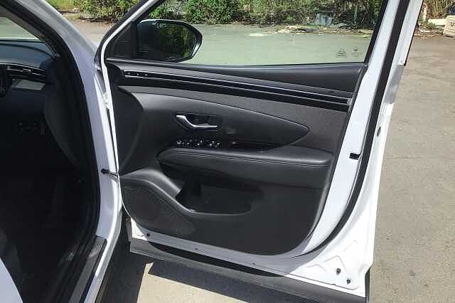 Hyundai TUCSON T-GDI ULTIMATE Atlas White