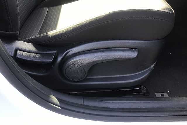 Hyundai I20 T-GDI SE CONNECT MHEV Atlas White