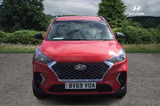 Hyundai TUCSON T-GDI N LINE Engine Red