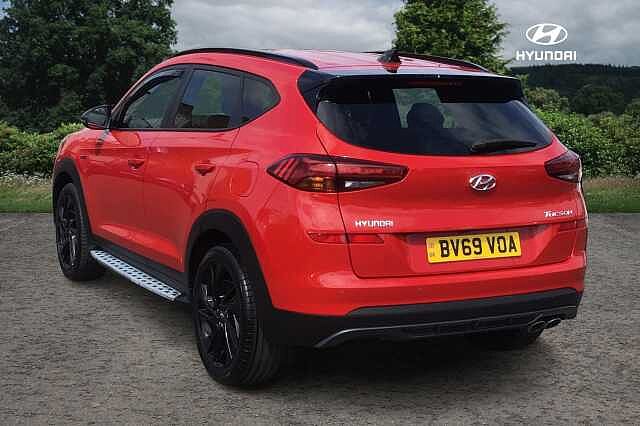 Hyundai TUCSON T-GDI N LINE Engine Red