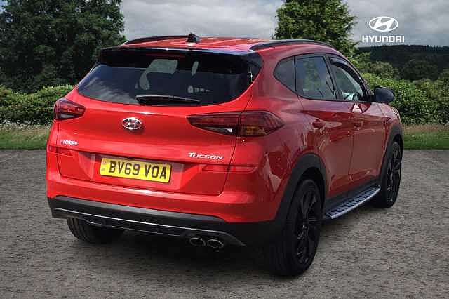 Hyundai TUCSON T-GDI N LINE Engine Red