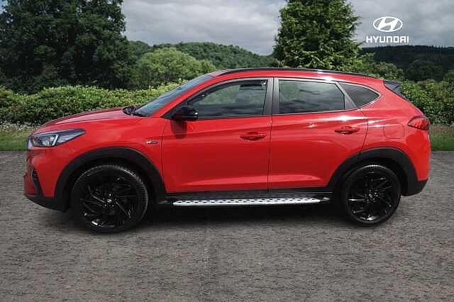 Hyundai TUCSON T-GDI N LINE Engine Red