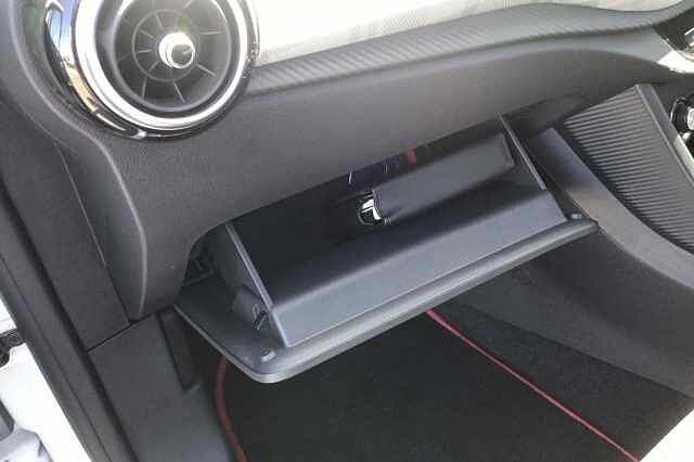 MG 3 EXCLUSIVE NAV VTI-TECH