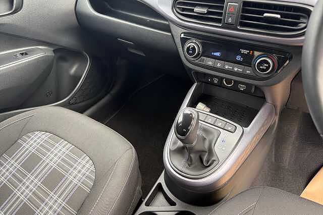 Hyundai I10 PREMIUM Phantom Black