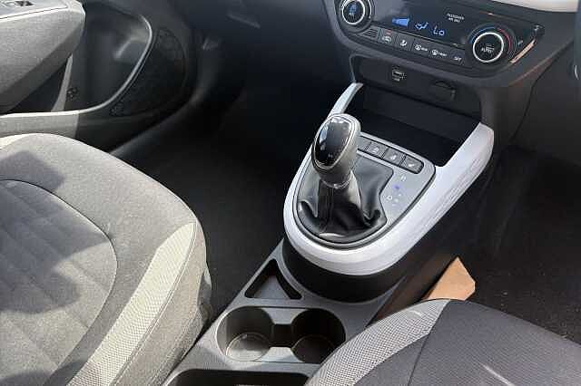 Hyundai i10 MPI PREMIUM
