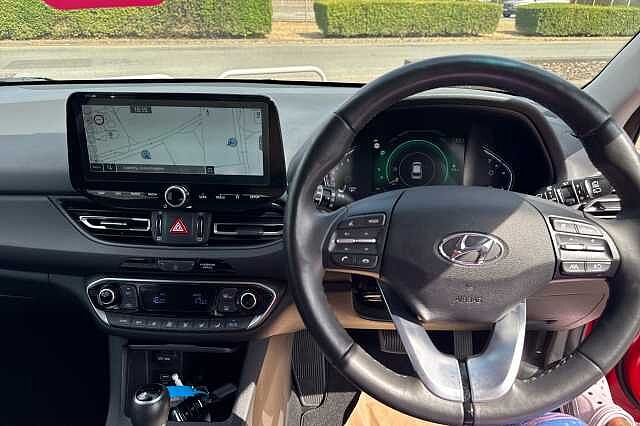 Hyundai i30 T-GDI PREMIUM MHEV