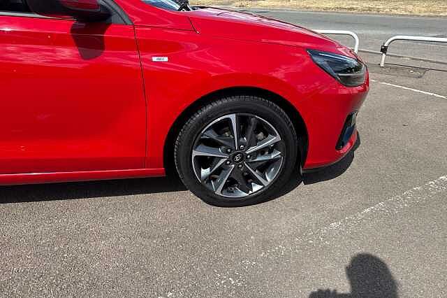 Hyundai i30 T-GDI PREMIUM MHEV