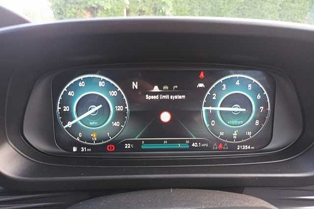 Hyundai Bayon T-GDI PREMIUM MHEV