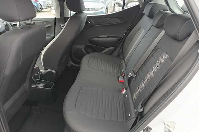 Hyundai i10 ADVANCE