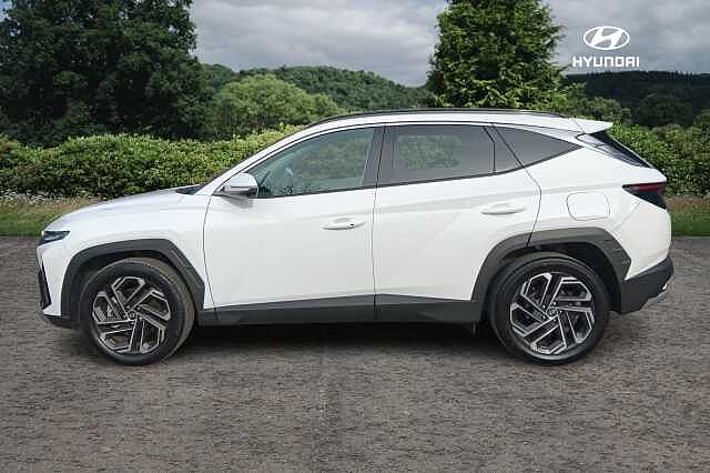 Hyundai TUCSON T-GDI ULTIMATE Atlas White