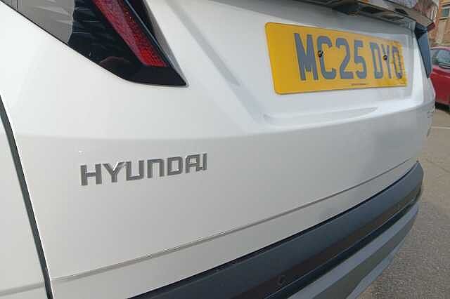 Hyundai TUCSON T-GDI ULTIMATE Atlas White