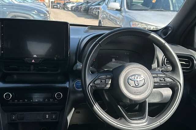 Toyota Yaris Cross PREMIERE EDITION