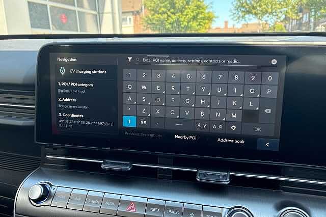 Hyundai KONA ADVANCE Atlas White
