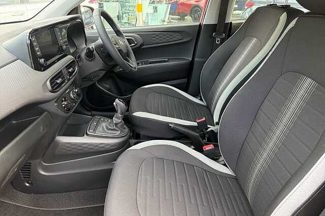 Hyundai I10 ADVANCE Dragon Red