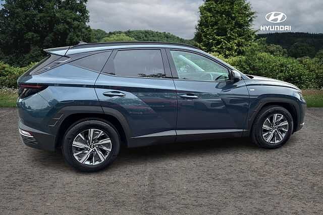 Hyundai Tucson T-GDI SE CONNECT DCT MHEV