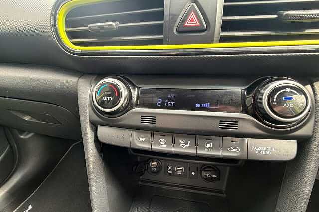 Hyundai Kona PREMIUM SE