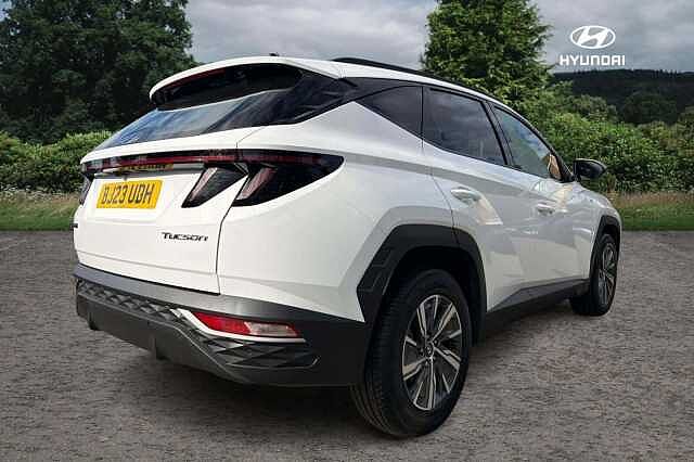Hyundai TUCSON 1.6 TGDi 48V MHD SE Connect 5dr 2WD DCT White