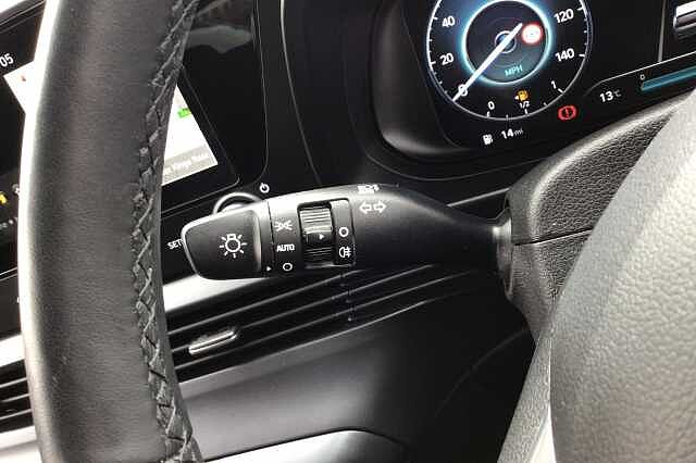 Hyundai BAYON T-GDI PREMIUM MHEV Aurora Grey