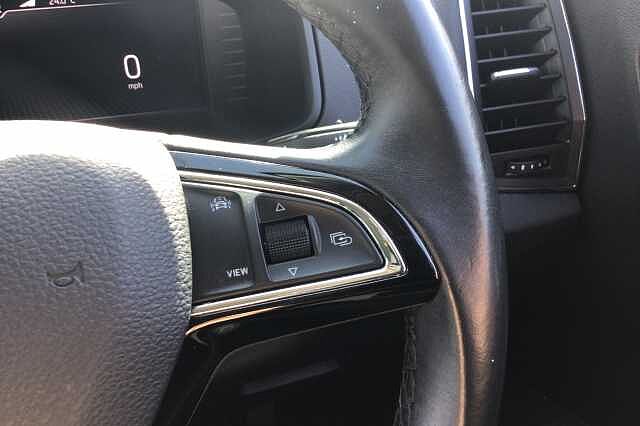 SKODA KAROQ SE L TSI