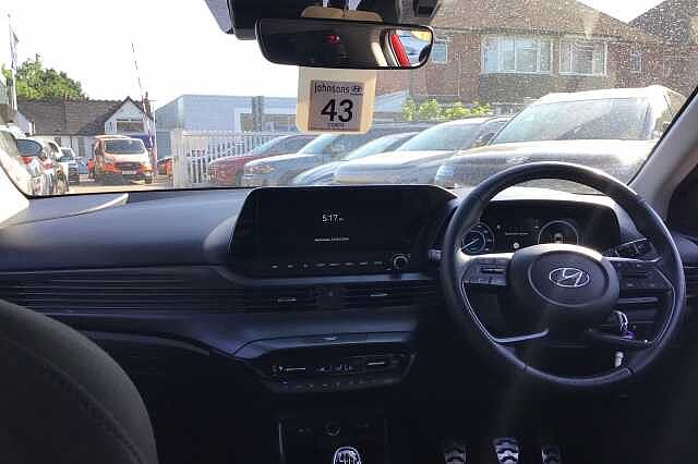 Hyundai BAYON T-GDI PREMIUM MHEV Dragon Red
