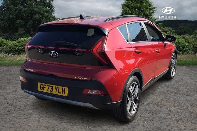 Hyundai BAYON T-GDI PREMIUM MHEV Dragon Red