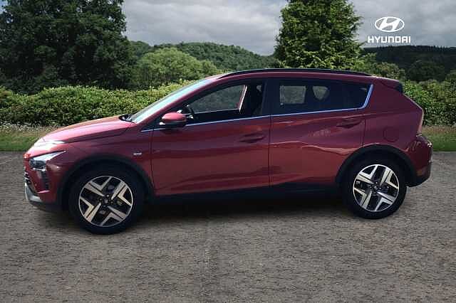 Hyundai BAYON T-GDI PREMIUM MHEV Dragon Red