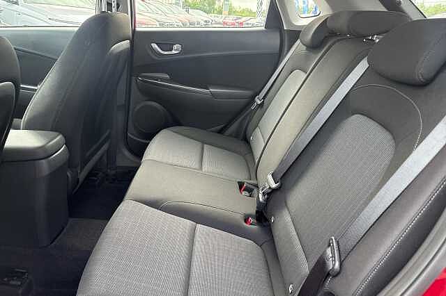 Hyundai Kona T-GDI SE CONNECT MHEV