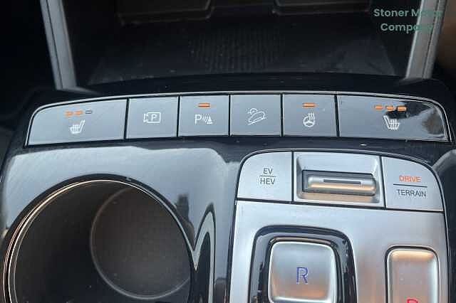 Hyundai TUCSON 1.6 TGDi Plug-in Hybrid Premium 5dr 4WD Auto