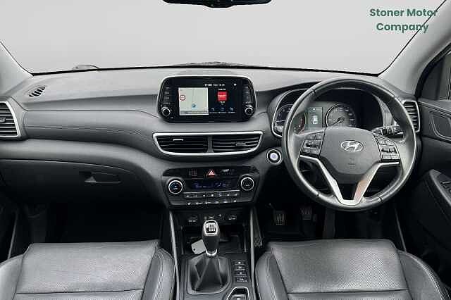 Hyundai TUCSON 1.6 TGDi 177 Premium 5dr 2WD Polar White
