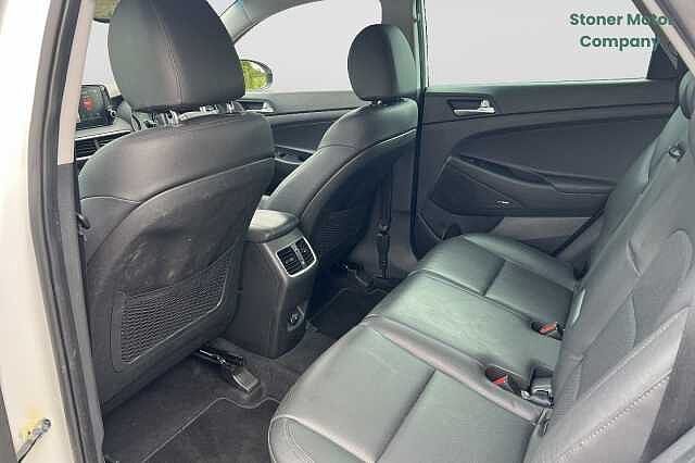 Hyundai TUCSON 1.6 TGDi 177 Premium 5dr 2WD Polar White