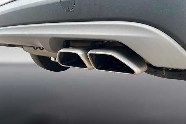 Hyundai TUCSON 1.6 TGDi 177 Premium 5dr 2WD Polar White
