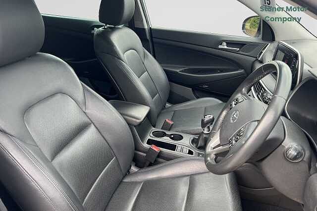 Hyundai TUCSON 1.6 TGDi 177 Premium 5dr 2WD Polar White