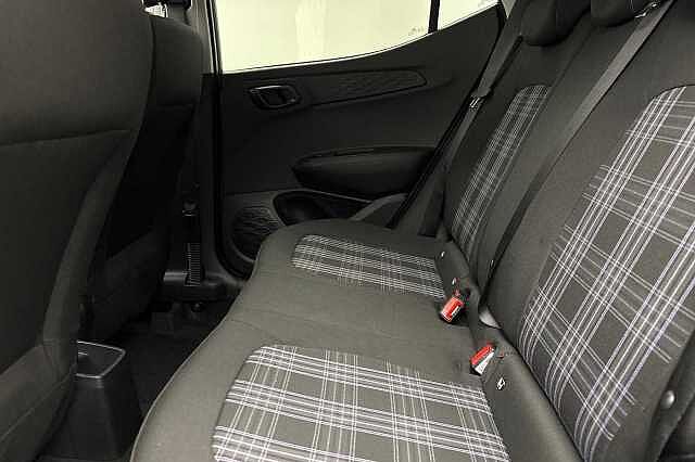 Hyundai I10 1.2 [79] Premium 5dr Auto [Nav] Mangrove Green