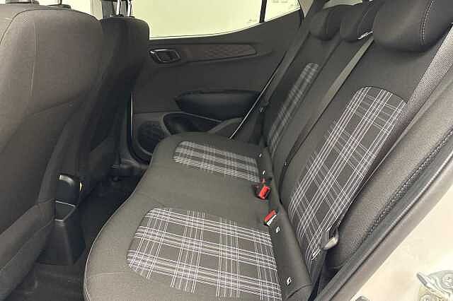 Hyundai i10 1.2 [79] Premium 5dr Auto [Nav]