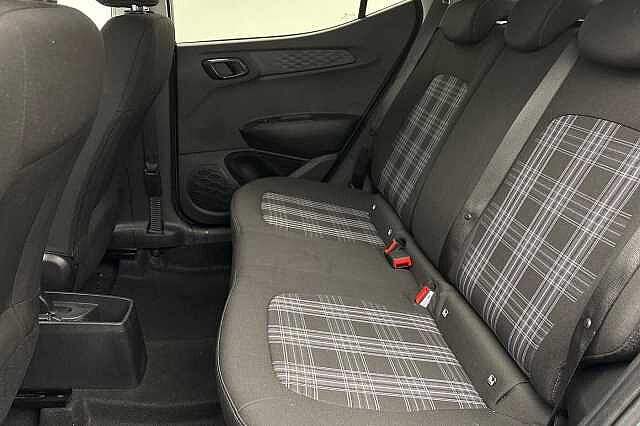 Hyundai i10 1.2 [79] Premium 5dr Auto [Nav]
