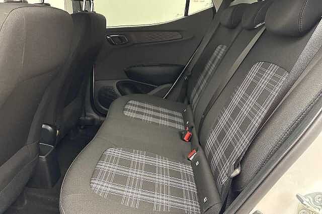 Hyundai i10 1.2 [79] Premium 5dr Auto [Nav]