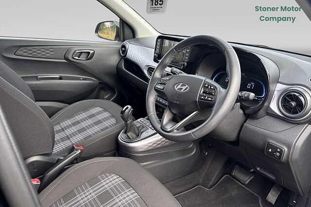 Hyundai i10 1.2 [79] Premium 5dr Auto [Nav]