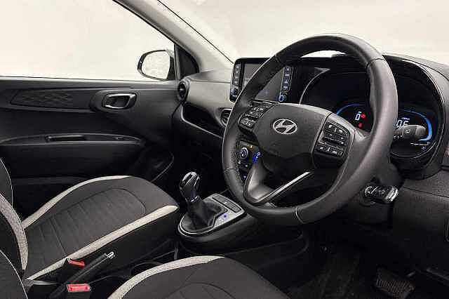 Hyundai i10 1.2 [79] Premium 5dr Auto [Nav]
