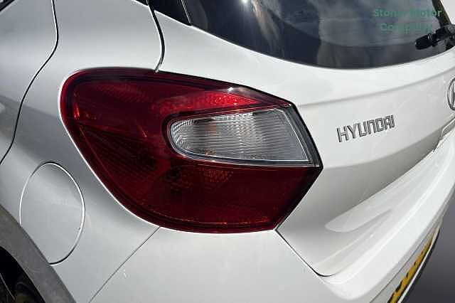 Hyundai i10 1.0 [63] Advance 5dr Auto [Nav]