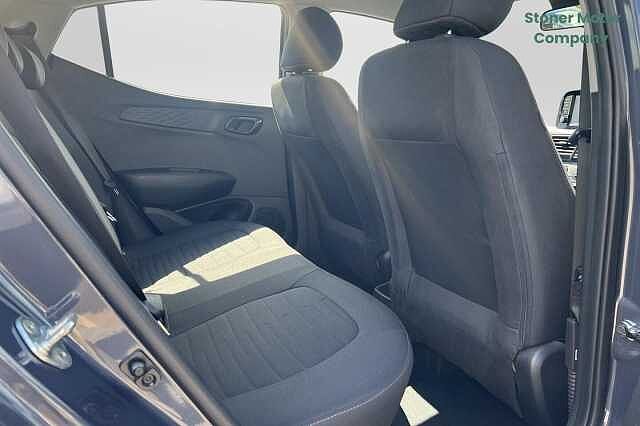 Hyundai i10 1.2 MPi SE Connect 5dr