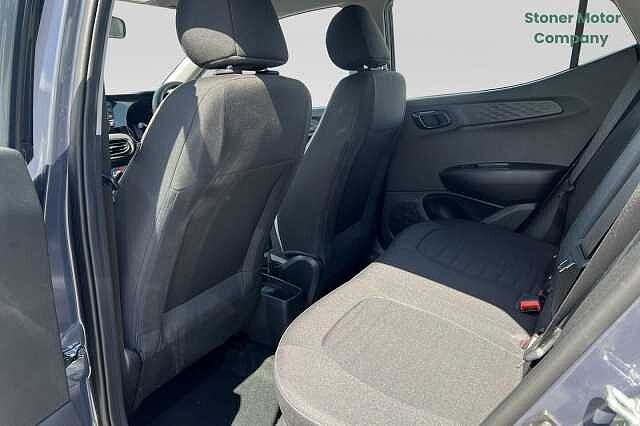 Hyundai i10 1.2 MPi SE Connect 5dr